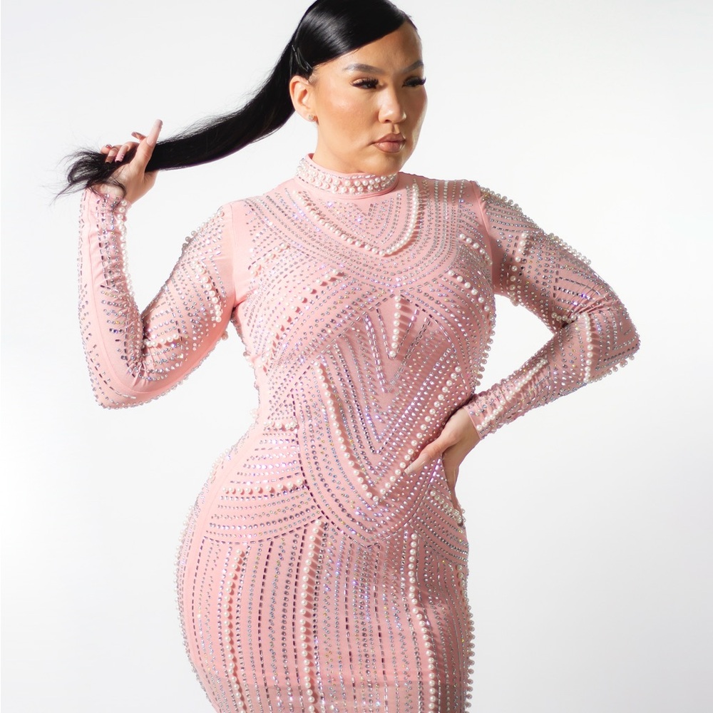 Elegant Pink Embellished Dress